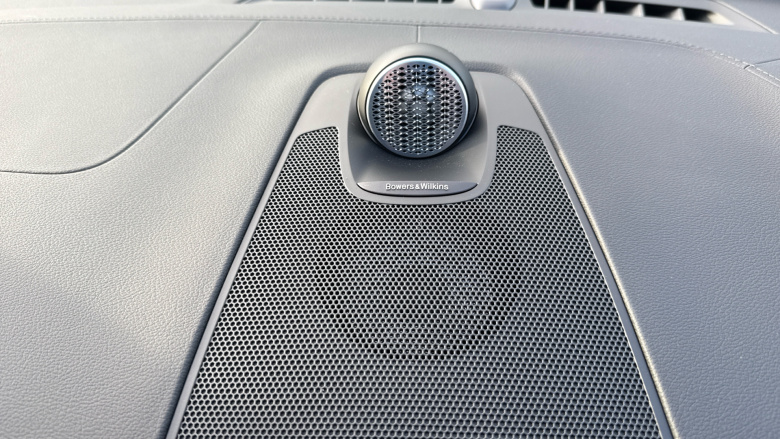 Volvo XC60 2.0 T8 [455] PHEV Ultra Dark 5dr AWD Geartronic Estate